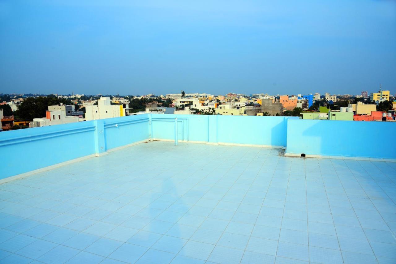 Sri Apartment 2Bhk For Familys Couples Parking A2 Ποντισερί Εξωτερικό φωτογραφία